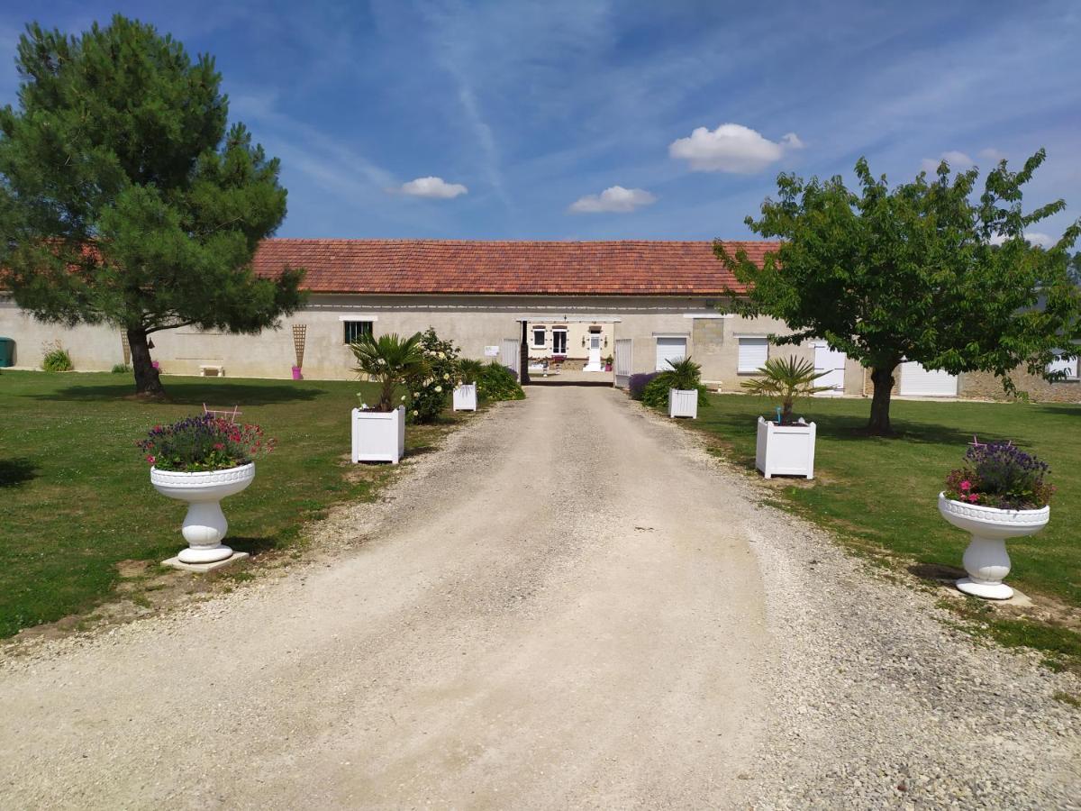 Gîte de la Petite Forge Clevilliers Extérieur photo